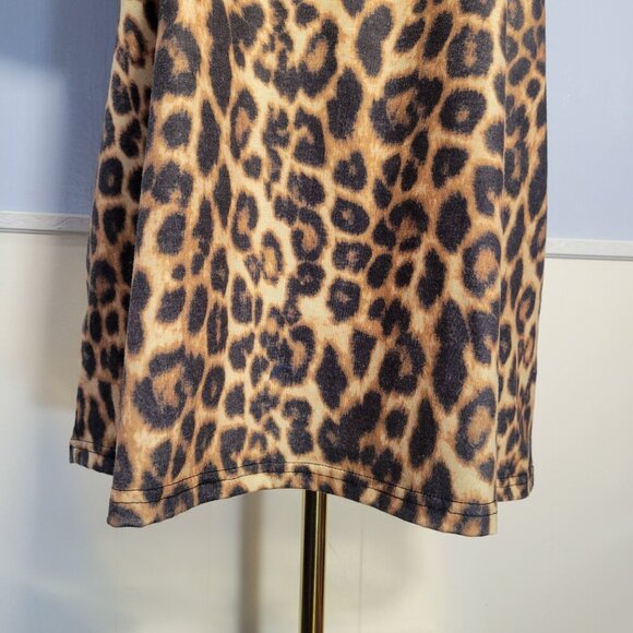 L&B Lucky & Blessed Extra Large Black Brown Animal Print V Neck Shortsleeve Tee - Picture 3 of 8